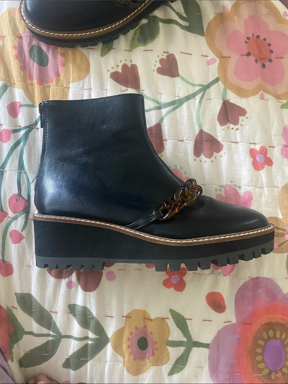 Coconuts by Matisse Black Leather Platform Ankle Boots with Tortoiseshell Chain